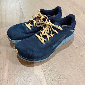 Altra Rivera 3 running shoes